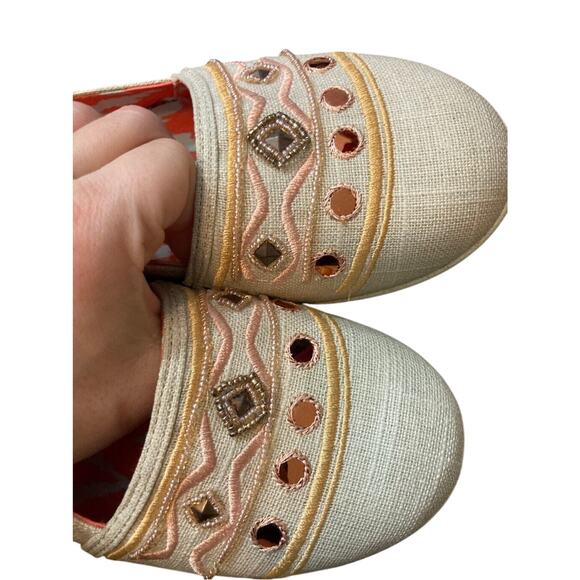 NWT Yellowbox Embezzled Western Boho Woodstrock Kendra Neutral Loafers - Picture 5 of 6